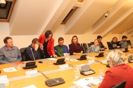 1.konstitutivna seja OS 04 foto Ljubo Vukelič